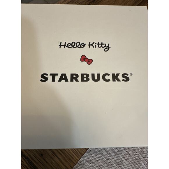 Starbucks x Hello Kitty Limited Edition 16oz Ceramic Mug w/ Lid New In Box - Picture 5 of 6
